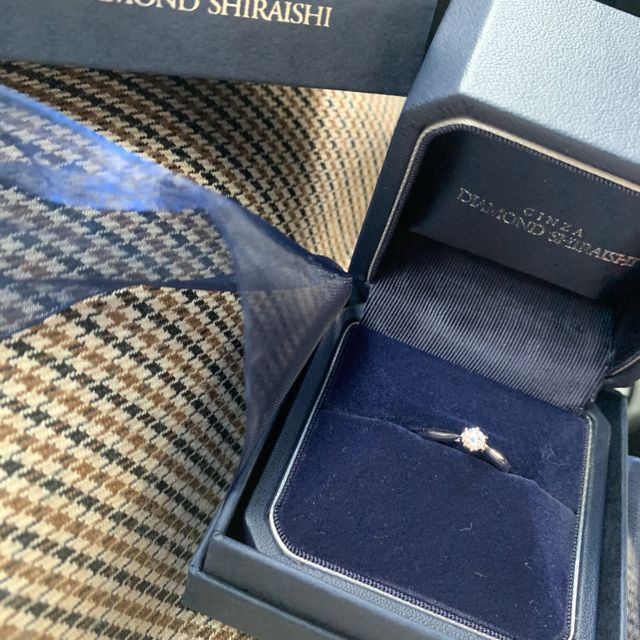【銀座ダイヤモンドシライシの口コミ】 指輪のデザインは元々ストレートのデザインがよく、セットで買おうと考え…