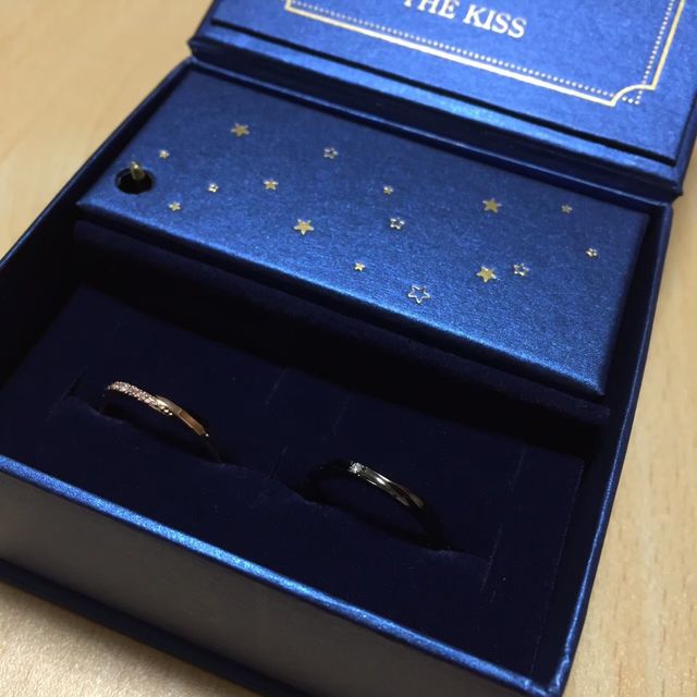 【THE KISS(ザ・キッス)の口コミ】 夫婦で2人とも個性が強いので（笑）全く同じデザインではなくてちょっと違…