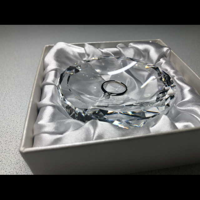 【アイプリモ(I-PRIMO)の口コミ】 色々なダイヤを見せていただいた中で、ダイヤの輝き方が良いと感じたロシ…