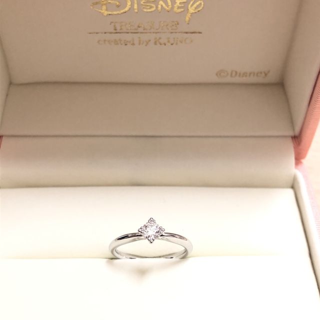 【ケイウノ ブライダル(K.UNO BRIDAL)の口コミ】 デザインがとても可愛い。ディズニー好きには、たまらない指輪になると思…