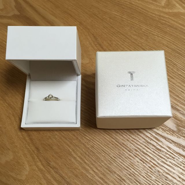 【ギンザタナカブライダル(GINZA TANAKA BRIDAL)の口コミ】 最初はダイヤが一つだけのデザインで探していましたが、色々見ていくうち…