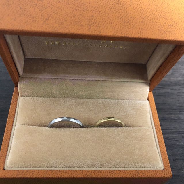 【Cayof(カヨフ)の口コミ】 指輪のデザインが豊富にあります。また、形や色、厚み、テクスチャーなど…