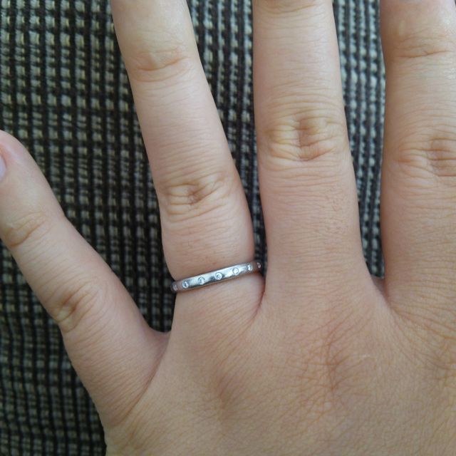 【4℃ BRIDAL(ヨンドシーブライダル)の口コミ】 個人的にシンプルなのが好きだったので、ダイヤが飛び出しているものや、…