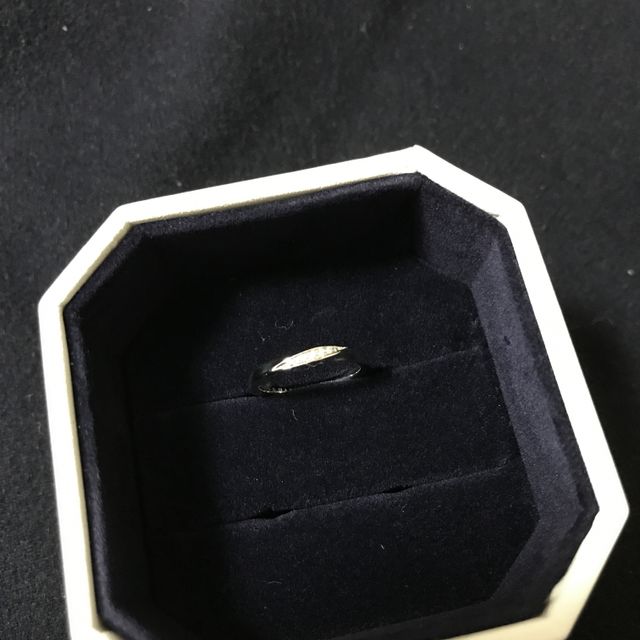 【4℃ BRIDAL(ヨンドシーブライダル)の口コミ】 普段手をよく使う仕事なので水などに濡れたり擦れたりしても、装飾が取れ…