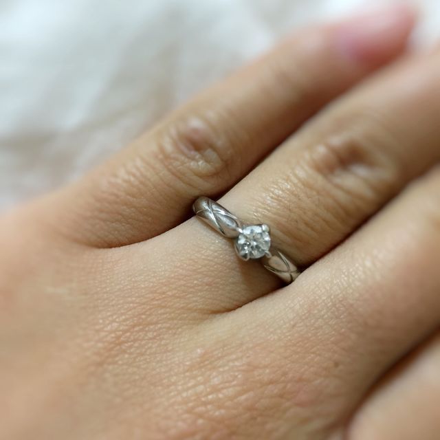 【シャネル(CHANEL)の口コミ】 数あるブランドの中からこちらを選んだのは、まずダイヤが飛びてていない…