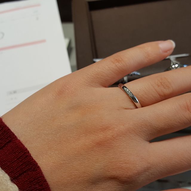 【アイプリモ(I-PRIMO)の口コミ】 デザインは年配になっても違和感のないようにということで、お互いシンプ…