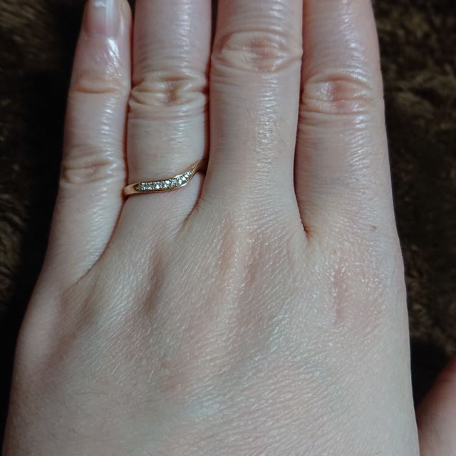 【LUCIE(ルシエ)の口コミ】 形が他のブラインドにはない形だったのと、あまり見かけない形で一目惚れ…