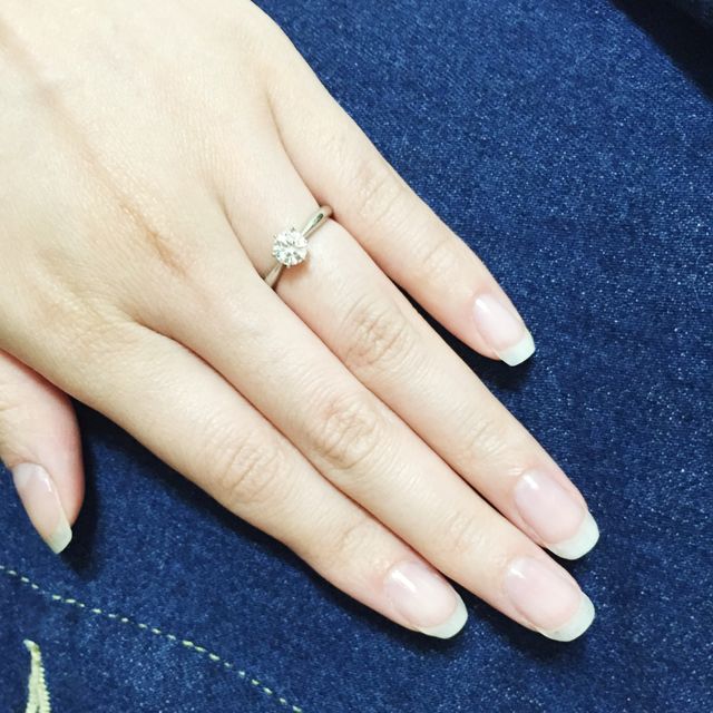 【JEWELRY STUDIO Advance(ジュエリースタジオアドバンス)の口コミ】 オリジナルデザインということでかなり悩んだのですが、色々な指輪を見せ…