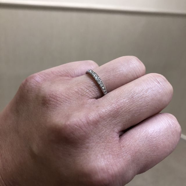 【アイプリモ(I-PRIMO)の口コミ】 ハーフエタニティで考えていました。
店員さんが綺麗なハーフエタニティを…