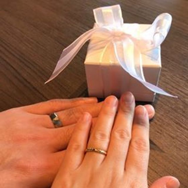 【Princess Bijou(プリンセス・ビジュー)の口コミ】 決め手はデザインでした。
2人とも指輪を付けたことがなくてあまり希望が…