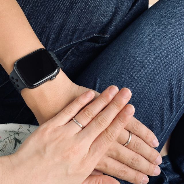 【アイプリモ(I-PRIMO)の口コミ】 とてもつけ心地が良かったです。
また指が小さめだったので、太めの指輪で…