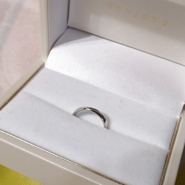 【宝寿堂(ほうじゅどう)の口コミ】 スタッフの方が二人の手や指のかたちをみて、選んでくれて、似合うデザイ…