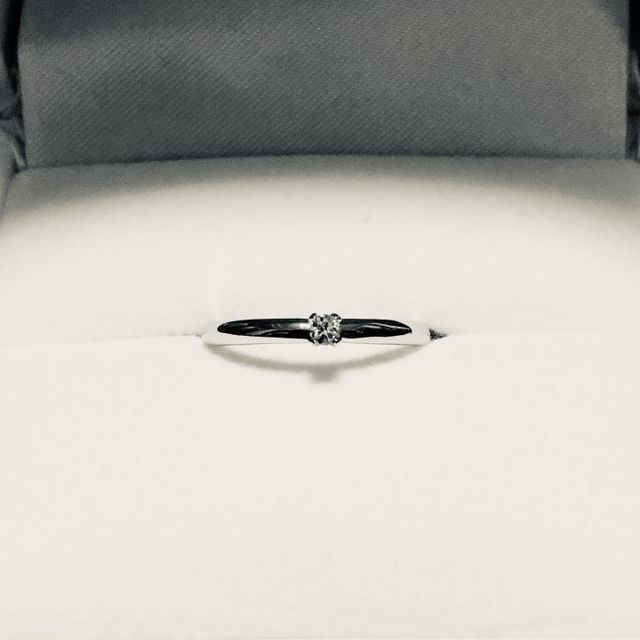 【CRAFY(クラフィ)の口コミ】 当初、普段使いもできる婚約指輪を求めてセミオーダーのお店を探していま…