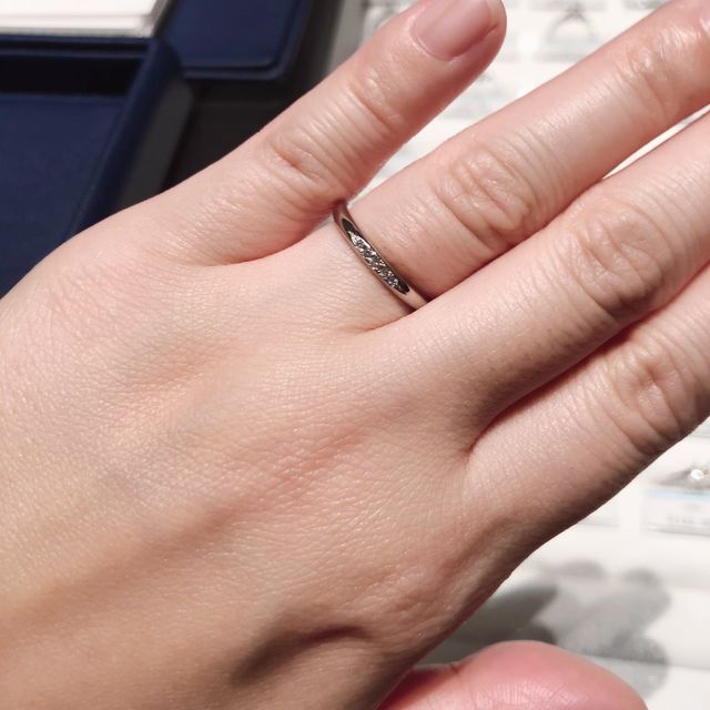 【銀座ダイヤモンドシライシの口コミ】 自分の骨格にはストレートのものが似合うと店員さんに教えていただいたの…