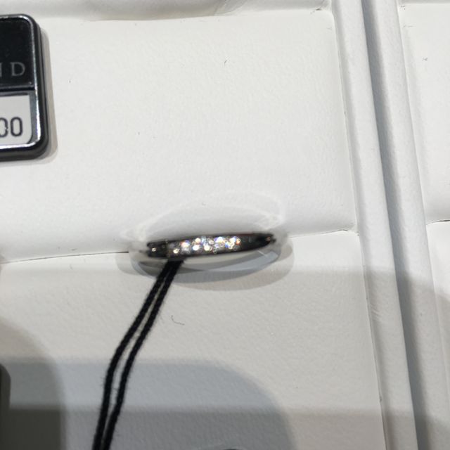 【ラザール ダイヤモンド(LAZARE DIAMOND)の口コミ】 デザインも豊富ですが、ダイヤモンドへのこだわりが強いようです。指輪の…