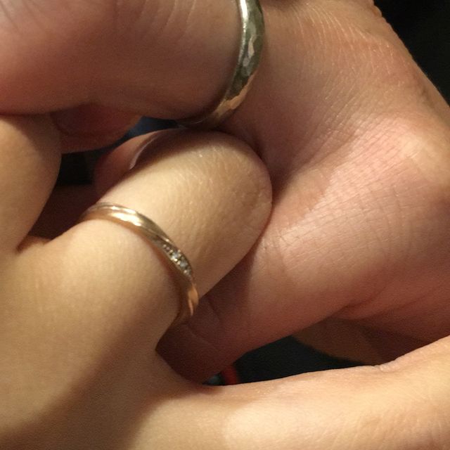 【YUKA HOJO(ユカホウジョウ)の口コミ】 ２人で同じシリーズではないものを選びましたが統一感があり温かみがある…