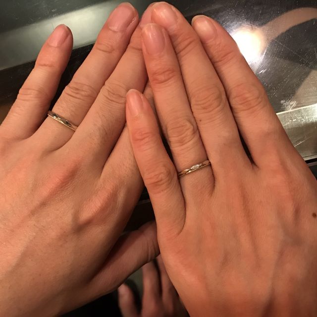 【CHER LUV(シェールラブ)の口コミ】 指輪のデザインが可愛いかったからです。ネットで調べてたときに写真で、…