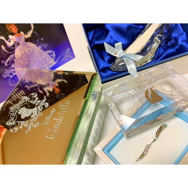 【Disney Cinderella(ディズニー シンデレラ)の口コミ】 インスタのＣＭで見てかなり可愛いと思い
絶対結婚指輪はこれにするっっ！…