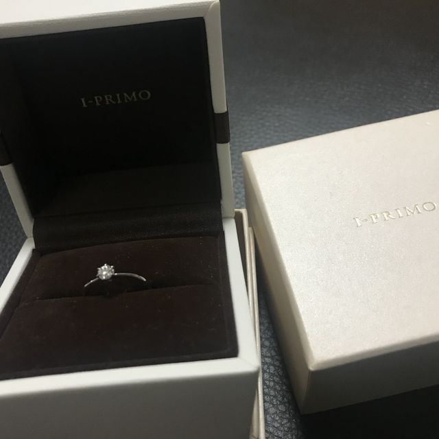 【アイプリモ(I-PRIMO)の口コミ】 私の誕生月の、ふたご座を模したデザインなのが一番の決め手です。特にお…