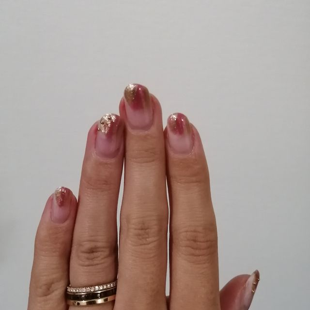 【ブシュロン(BOUCHERON)の口コミ】 おしゃれな結婚指輪が欲しかったので。落ち着いた上品なブラウンの色が気…