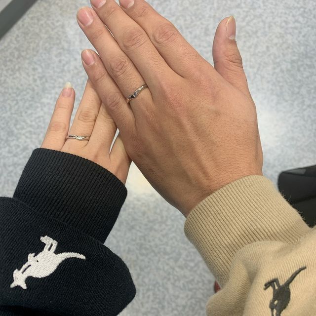 【アイプリモ(I-PRIMO)の口コミ】 私は指が短いのがコンプレックスで
V字のデザインをつけたときに一番
しっ…