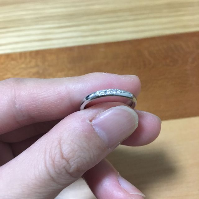 【銀座ダイヤモンドシライシの口コミ】 夫婦で同じデザインでないといけないかと思っていたのですが、お互い指の…