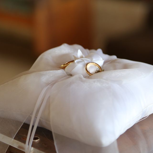 【カルティエ(Cartier)の口コミ】 普段からゴールドのアクセサリーを好む私に主人が合わせてくれたので、デ…