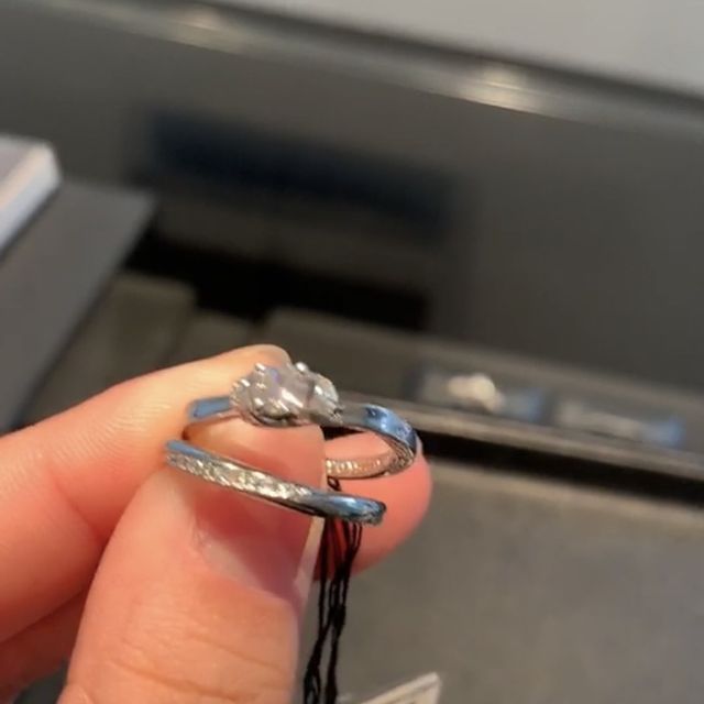 【銀座ダイヤモンドシライシの口コミ】 銀座ダイヤモンドシライシさんのほかにも、エクセルコダイアモントさん、…