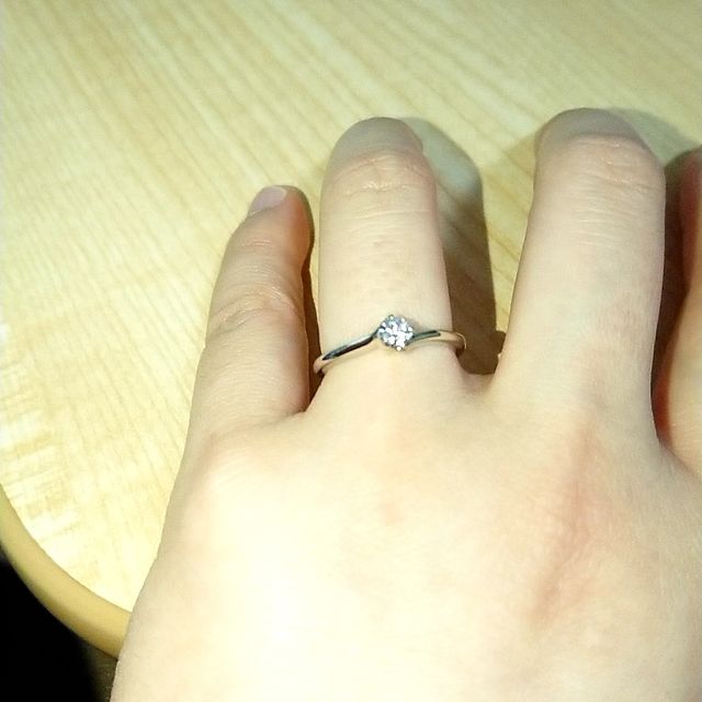 【ラザール ダイヤモンド(LAZARE DIAMOND)の口コミ】 ダイヤモンドにこだわりたくて、ここに決めました。
他のブランドのよりも…