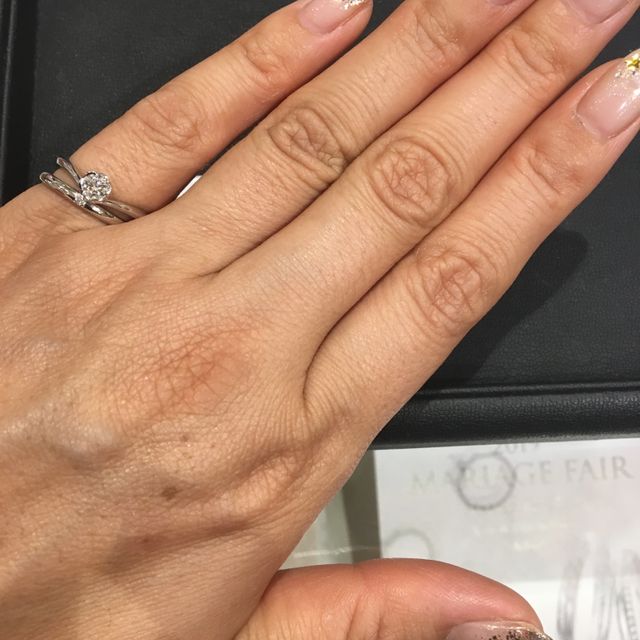 【TRECENTI(トレセンテ)の口コミ】 お花のデザインなどの、可愛いデザインのリングがたくさんあり、好みのリ…