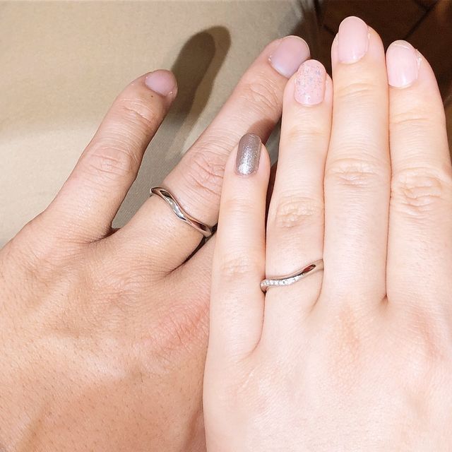 【TRECENTI(トレセンテ)の口コミ】 婚約が決まってから２人でインターネットを使いながら選びました。デザイ…