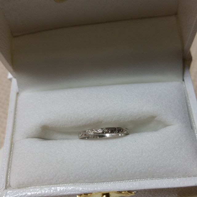 【Maxi(マキシ)の口コミ】 ずっとつけるものなので仕事や家事など普段の生活の中でも邪魔にならない…