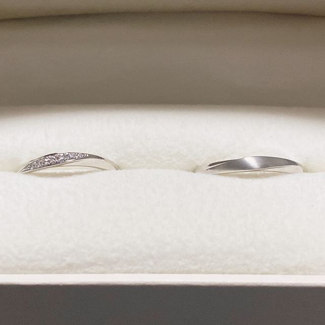 【et.lu(エトル)の口コミ】 何個も試着して決めました。
仕事中もずっと付けていたいけど、主張しすぎ…