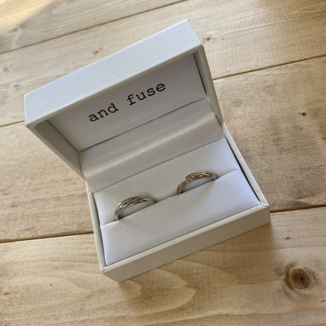 【湘南彫金工房 andfuseの口コミ】 たくさんの形があり迷ってしまいましたが、店員さんと相談をしながら、ま…