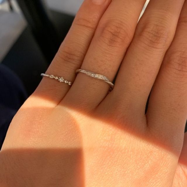 【VIVAGE(ヴィヴァージュ)の口コミ】 デザインが華奢で、ダイヤモンドが入っていてキラキラして見えるもの、で…