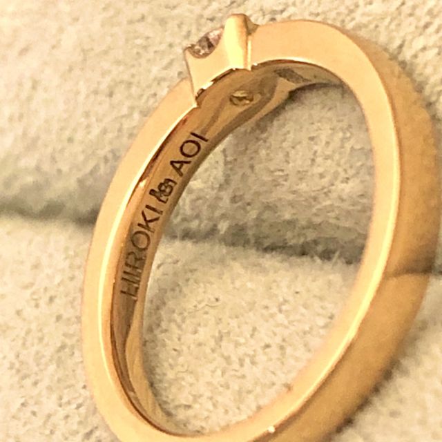 【TANZO.(鍛造指輪)の口コミ】 過去の製造したものを参考にさせて頂きながら石の種類を左右非対称にした…