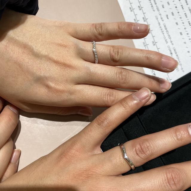 【TRECENTI(トレセンテ)の口コミ】 デザインがとても気に入ったからです。。また、他のお店と比べて、指輪自…