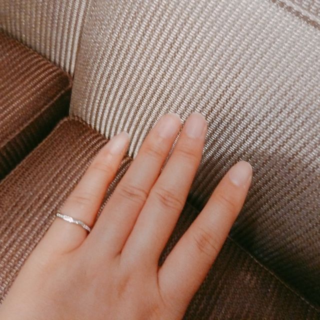 【アイプリモ(I-PRIMO)の口コミ】 シンプルなものを探していましたが、一度キラキラした指輪を試着してしま…