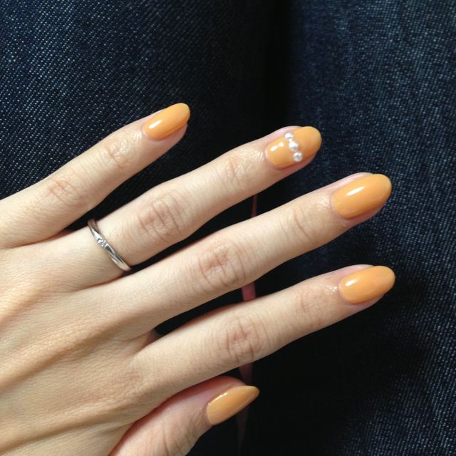 【4℃ BRIDAL(ヨンドシーブライダル)の口コミ】 2人で共通のデザインが良かったので、ダイヤを諦めていましたが、相談した…