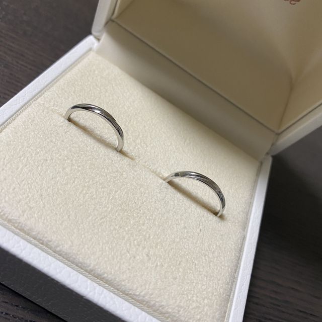 【I's stone(アイズストーン)の口コミ】 私はシンプルで細身のものが欲しかったけど旦那さんは細身だと男らしさに…