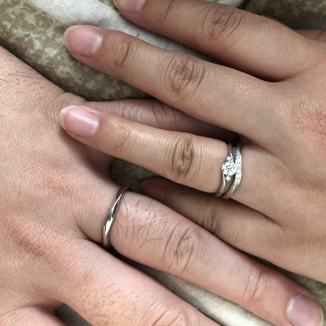 【アイプリモ(I-PRIMO)の口コミ】 ウェーブ型で探していたのですが、その中でデザインがとても気に入り、購…