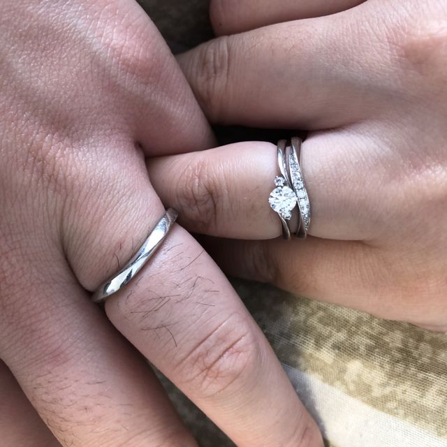 【アイプリモ(I-PRIMO)の口コミ】 ウェーブ型で探していたのですが、その中でデザインがとても気に入り、購…