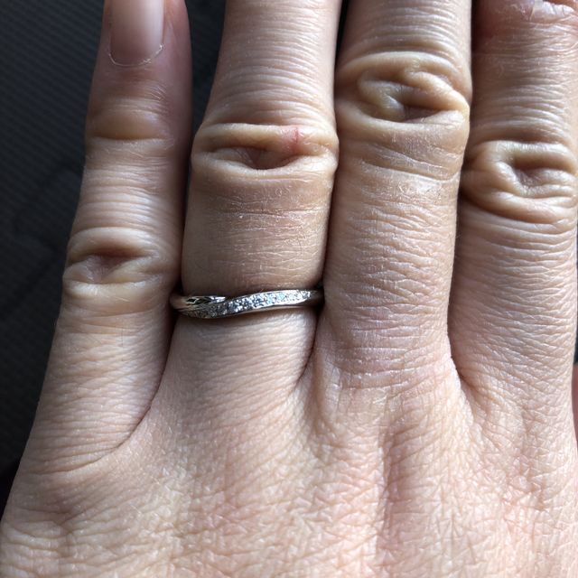 【銀座ダイヤモンドシライシの口コミ】 プロポーズされたときに頂いた指輪がここのものだったのでここのブランド…