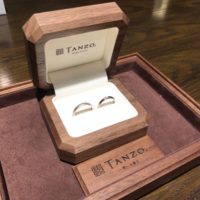 【TANZO.(鍛造指輪)の口コミ】 指輪購入を検討している時に自分たちのオリジナルのものが欲しいと思って…