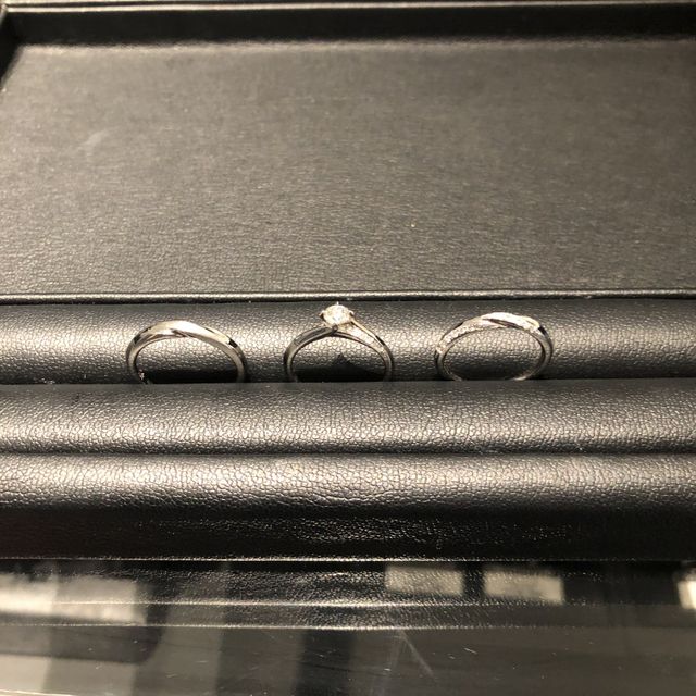 【エクセルコダイヤモンド(EXELCO DIAMOND)の口コミ】 ネットで見ていた時からとても綺麗なデザインだと思っていたのですが、実…