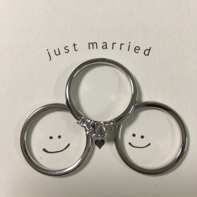 【アイプリモ(I-PRIMO)の口コミ】 普段、指輪を付けないので何種類も指に通して、デザインと指にフィットす…