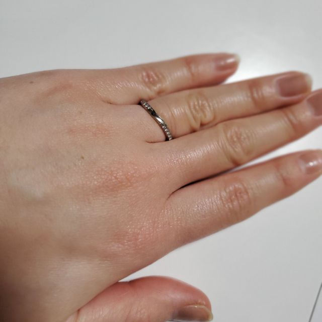 【アイプリモ(I-PRIMO)の口コミ】 華やかだけど華やかすぎないデザインを探していました。似たようなデザイ…