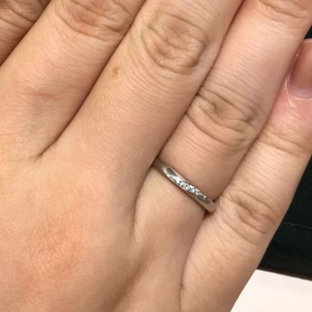 【WAKO BRIDALの口コミ】 デザインがとても気に入りました！ケースに一つずつ見やすく並んでおり、…