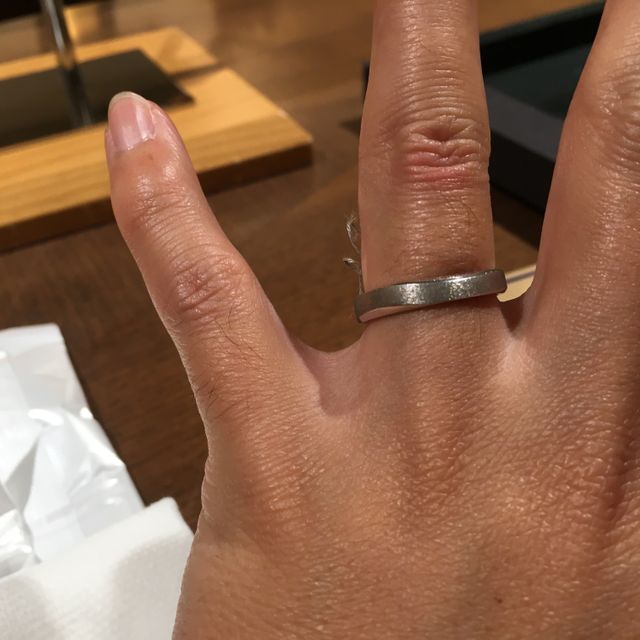 【COLANY(コラニー)の口コミ】 まずはデザインに惹かれて、試着しました。つけると、つけ心地にこだわっ…