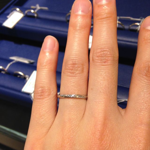 【銀座ダイヤモンドシライシの口コミ】 店名にダイヤモンドとついているだけあって、ダイヤモンドに関しては本当…